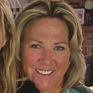 Meet your Posher, Sandee